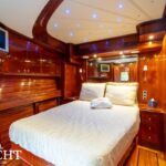 Vicem 54' Fisherman Fly Rayacht.com
